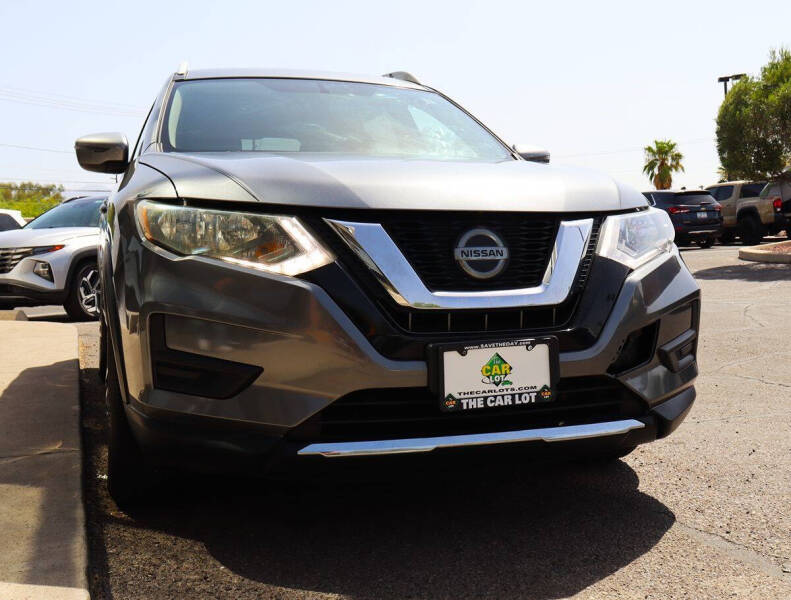 2018 Nissan Rogue SV
