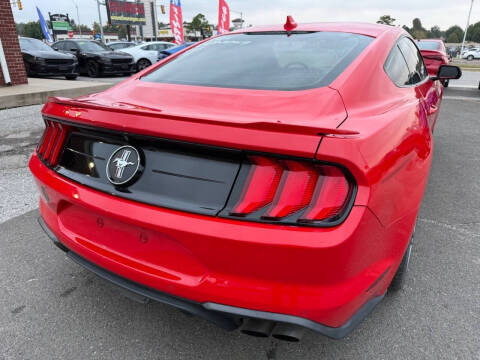 2022 Ford Mustang EcoBoost
