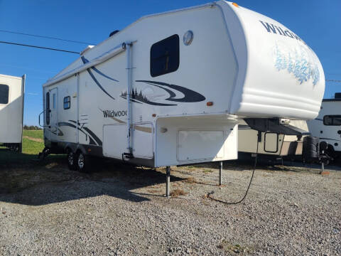 2005 Keystone Wildwood 285RLSS for sale at Kentuckiana RV Wholesalers in Charlestown IN
