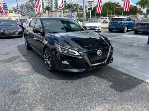 2020 Nissan Altima for sale at THE SHOWROOM in Miami FL