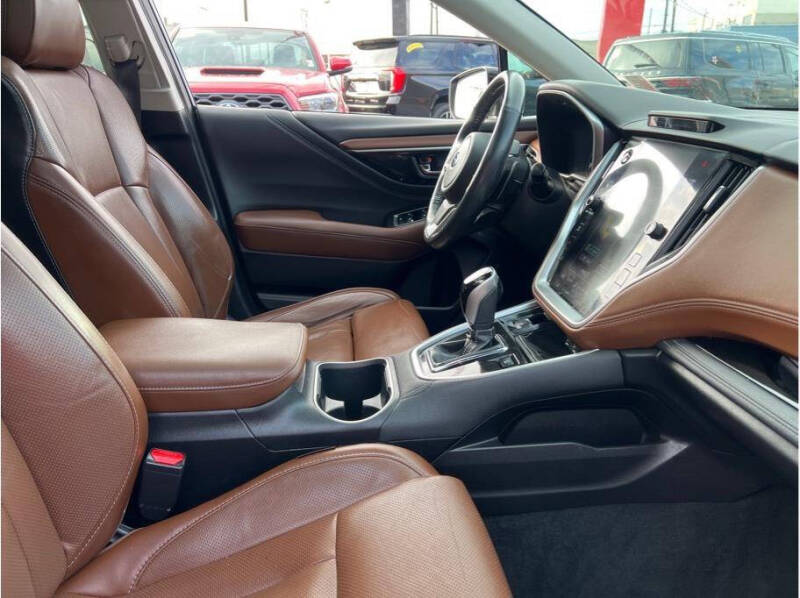 2020 Subaru Outback Touring