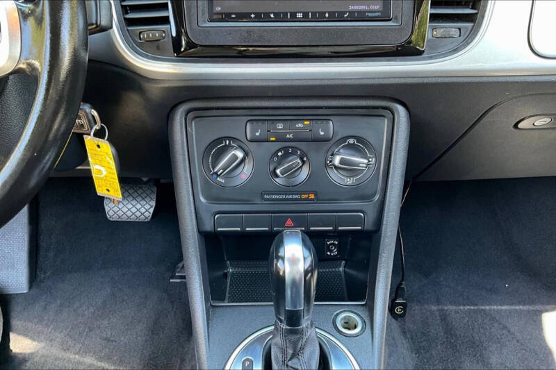 2014 Volkswagen Beetle Convertible