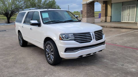 2015 Lincoln Navigator L for sale at America's Auto Financial in Houston TX