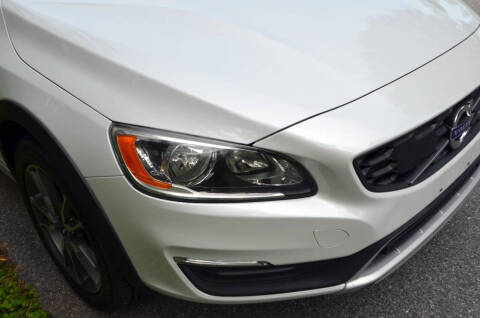 2018 Volvo V60 Cross Country T5 Premier