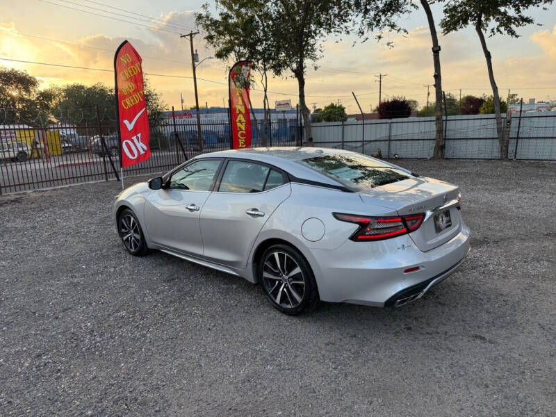 2022 Nissan Maxima 3.5 SV
