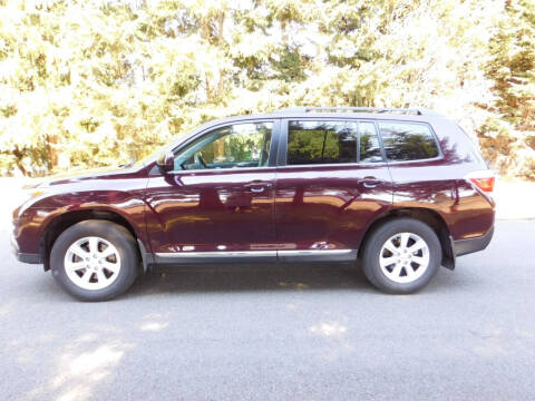 2011 Toyota Highlander for sale at Carpenter Auto Center in Sequim WA