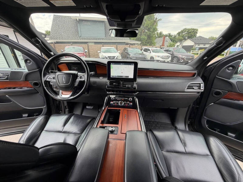 2018 Lincoln Navigator Select