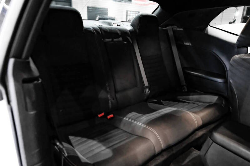 2013 Dodge Challenger SRT8 Core