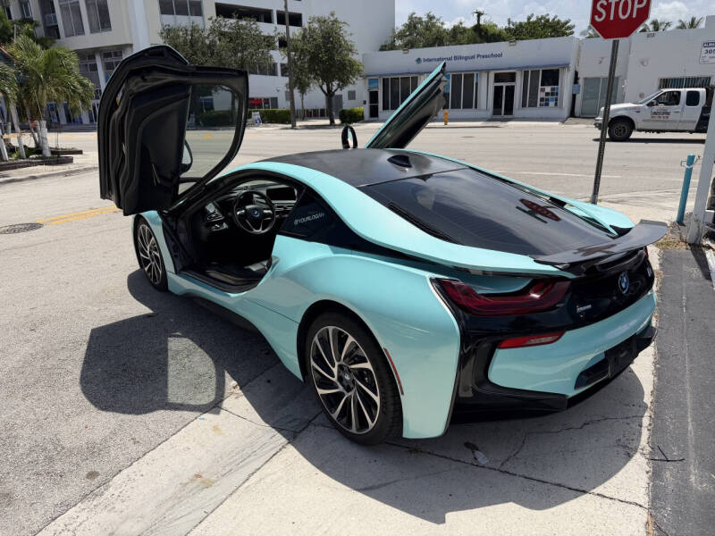2016 BMW i8