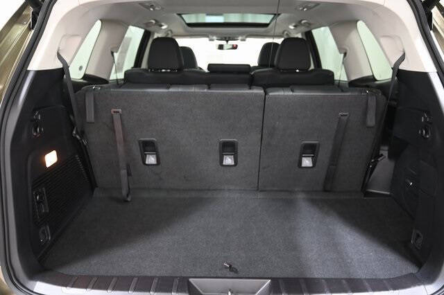 2022 Subaru Ascent Limited 8-Passenger