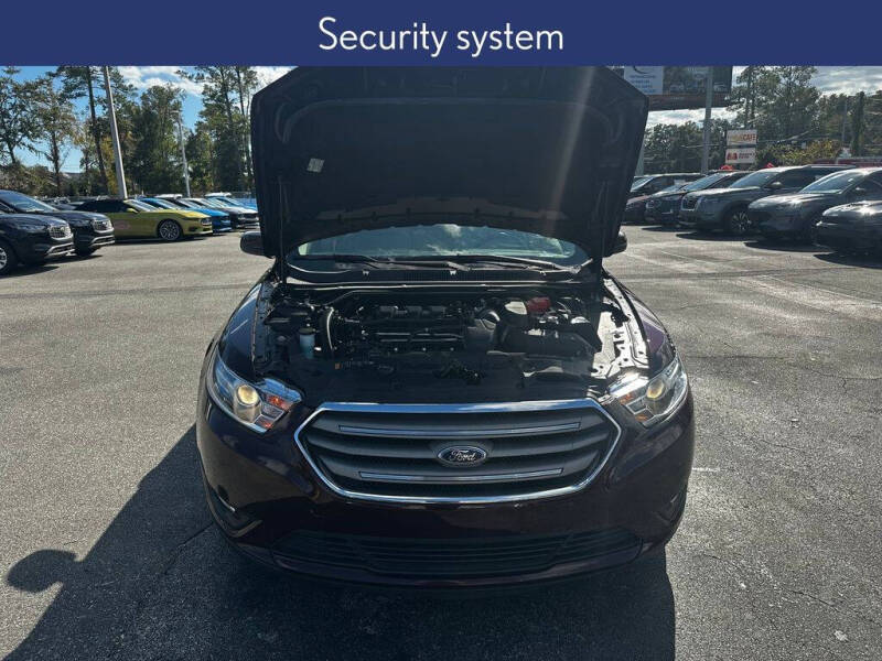 2019 Ford Taurus SEL