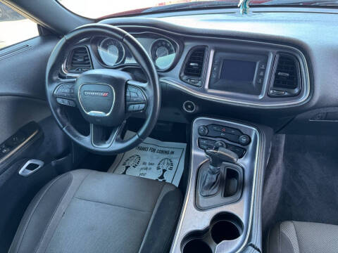 2015 Dodge Challenger SXT