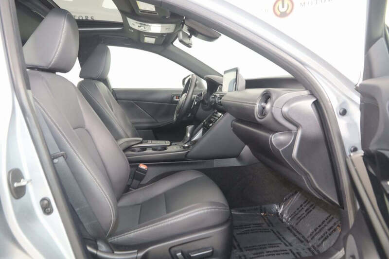 2024 Lexus IS 350 F SPORT Design