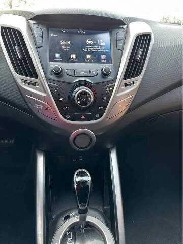 2017 Hyundai Veloster