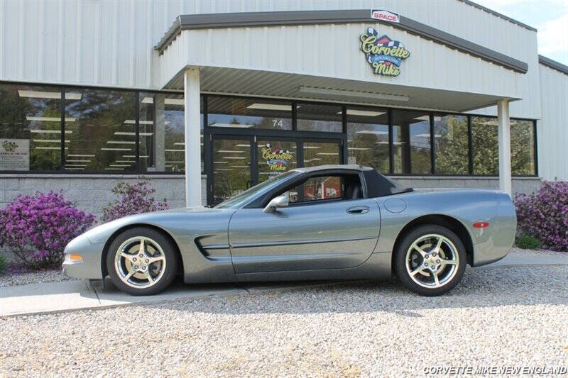 2004 Chevrolet Corvette 3