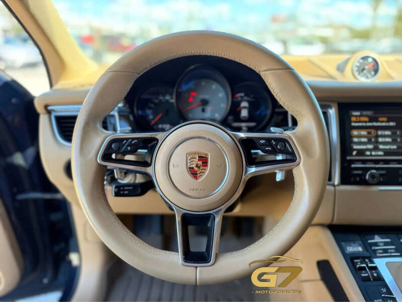 2015 Porsche Macan S