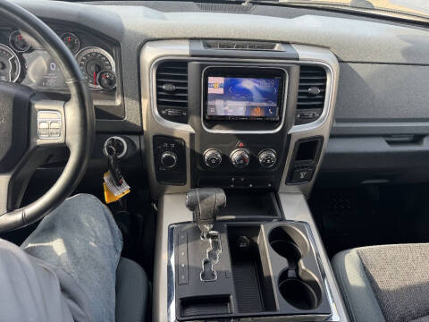 2013 RAM 1500 SLT