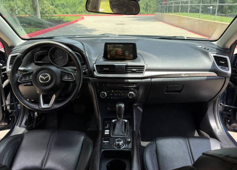 2017 Mazda MAZDA3 Touring