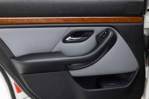 2001 BMW M5