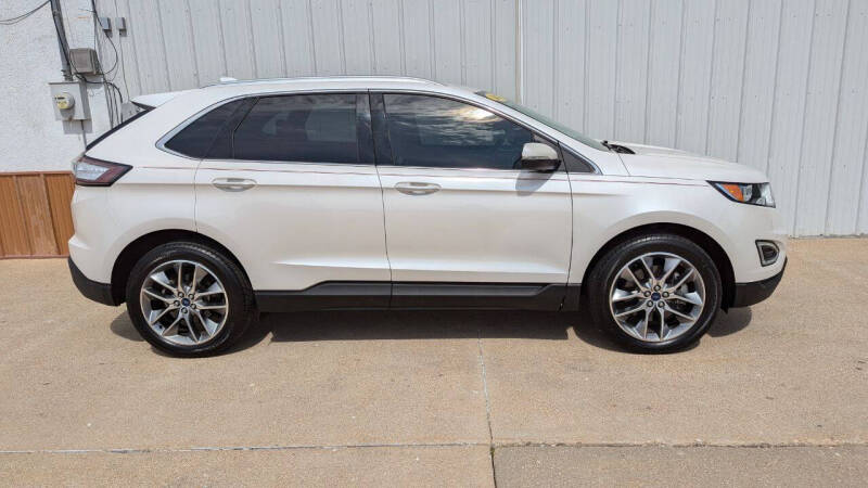 2017 Ford Edge Titanium's photo