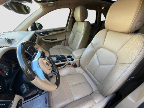 2017 Porsche Macan S