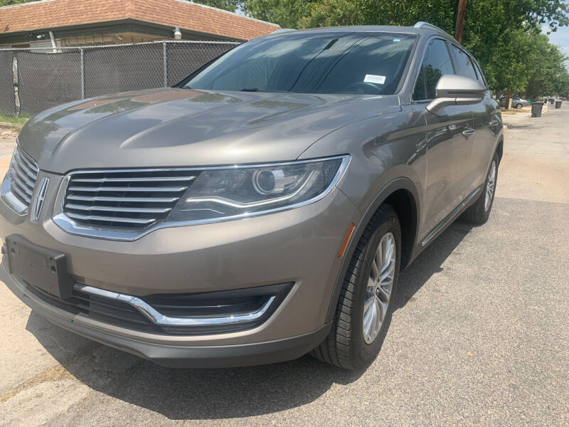 2016 Lincoln MKX for sale at H & H AUTO SALES in San Antonio TX