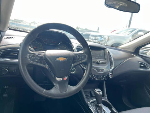 2018 Chevrolet Cruze LT Auto