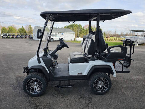 2025 Evolution Maverick 2 + 2