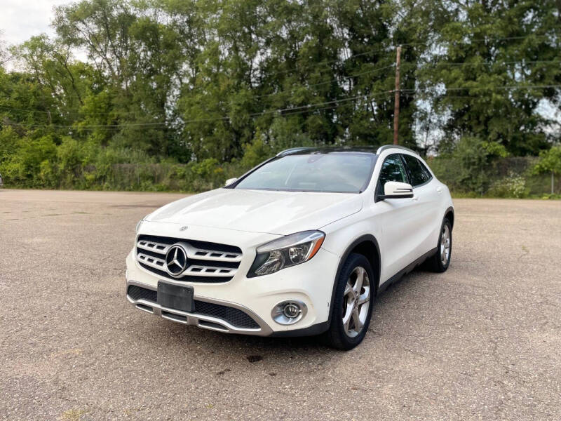 2020 Mercedes-Benz GLA GLA250's photo