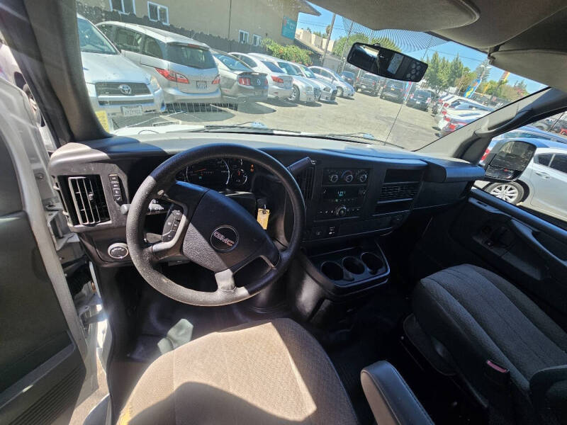 2014 GMC Savana 2500