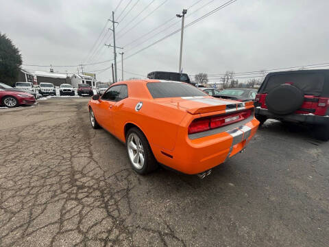 2012 Dodge Challenger SXT Plus