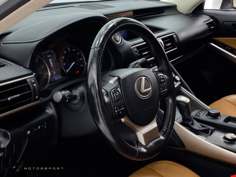 2017 Lexus IS 300