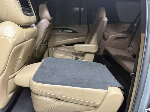 2018 Cadillac Escalade ESV Platinum