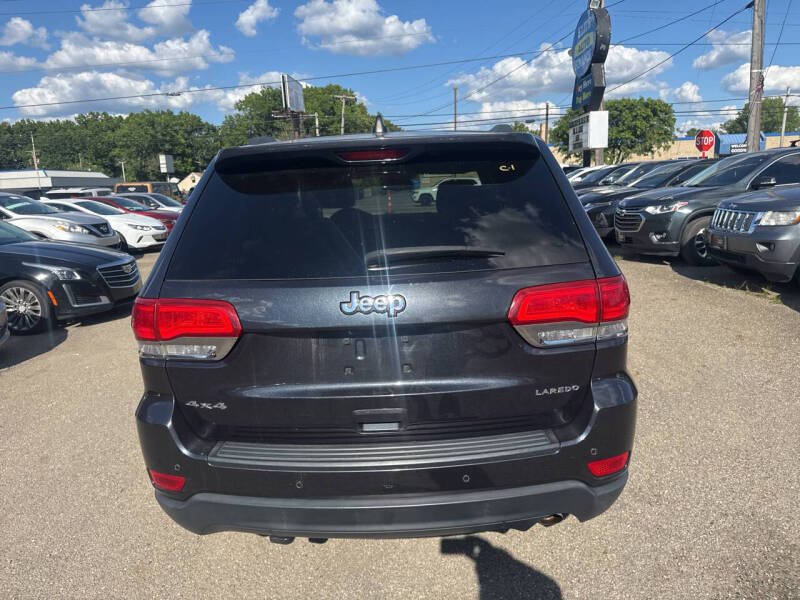 2016 Jeep Grand Cherokee Laredo E