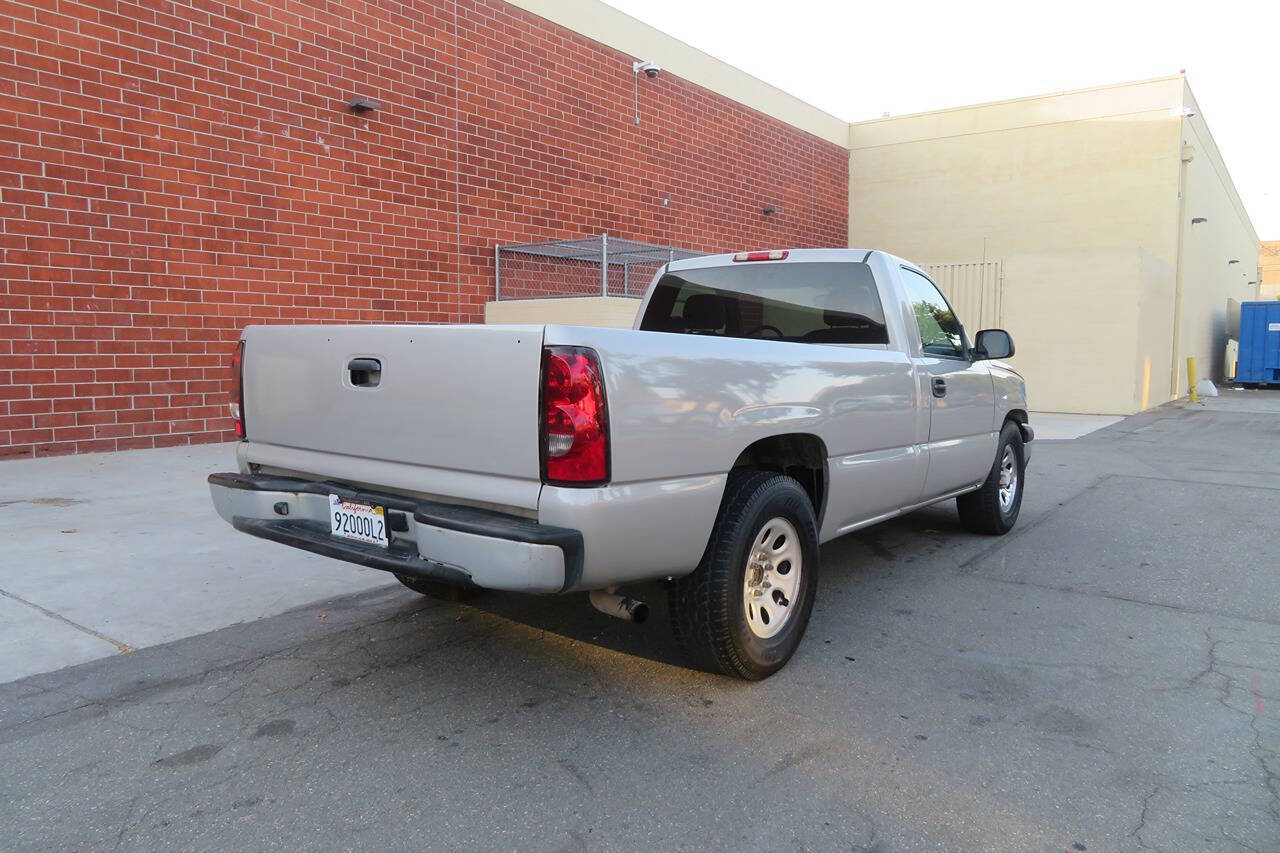 2006 Chevrolet Silverado 1500 for sale at The Car Vendor LLC in Bellflower, CA