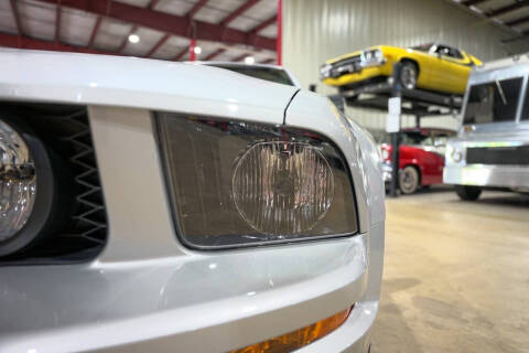 2005 Ford Mustang GT Premium