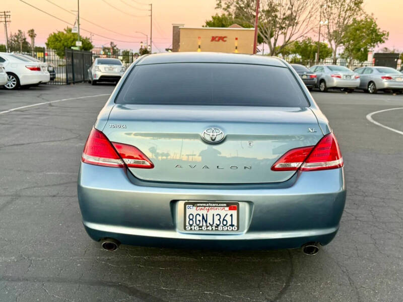 2006 Toyota Avalon