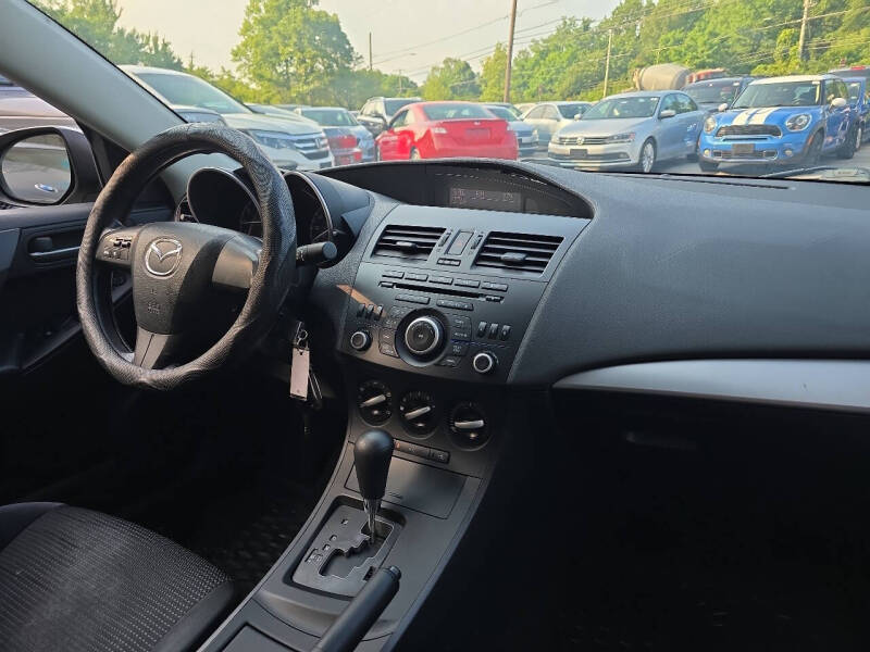 2013 Mazda MAZDA3 i SV