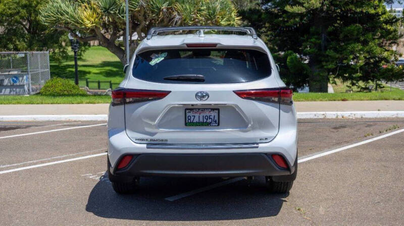2022 Toyota Highlander XLE
