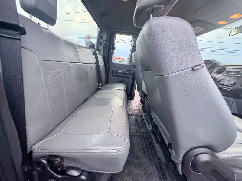 2012 Ford F-350 Super Duty XL