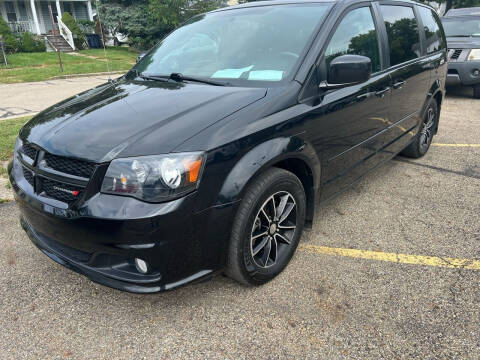 2015 Dodge Grand Caravan for sale at Route 33 Auto Sales in Lancaster OH