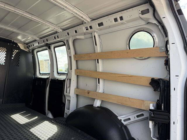 2024 Chevrolet Express 2500