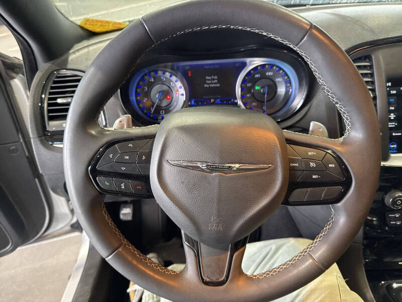 2023 Chrysler 300 S V6