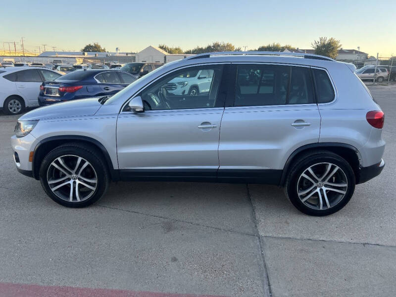 2017 Volkswagen Tiguan 2.0T SEL 4Motion