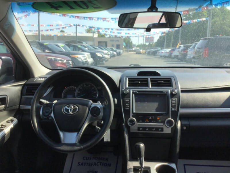 2014 Toyota Camry SE