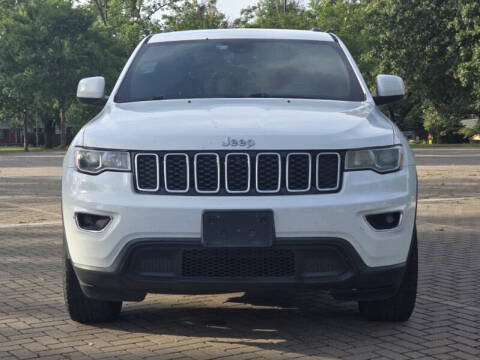 2020 Jeep Grand Cherokee Laredo