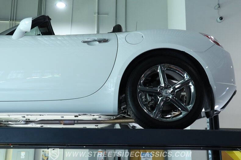 2009 Saturn SKY Red Line