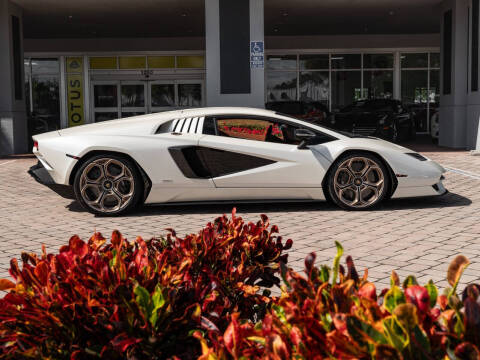 2022 Lamborghini Countach LPI 800-4