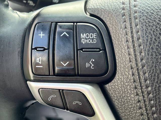 2017 Toyota Highlander LE Plus