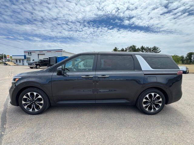 2022 Kia Carnival EX